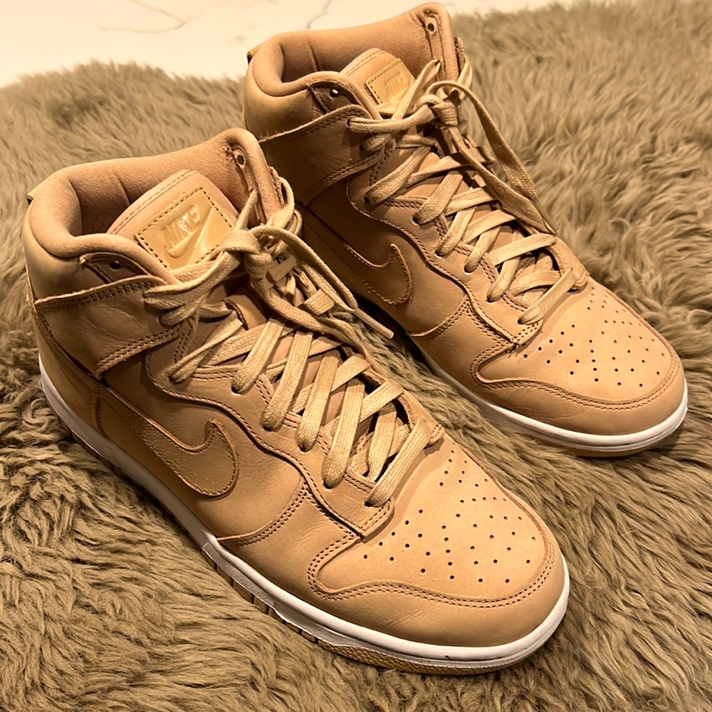 Nike Dunk High Premium Women’s Shoe